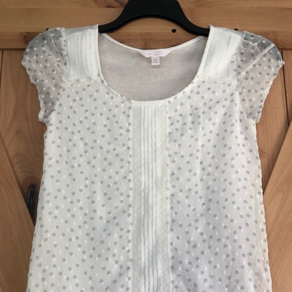 Lauren Conrad White Top - Picture 1 of 4